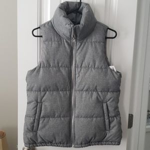 NWT Old Navy puffer vest